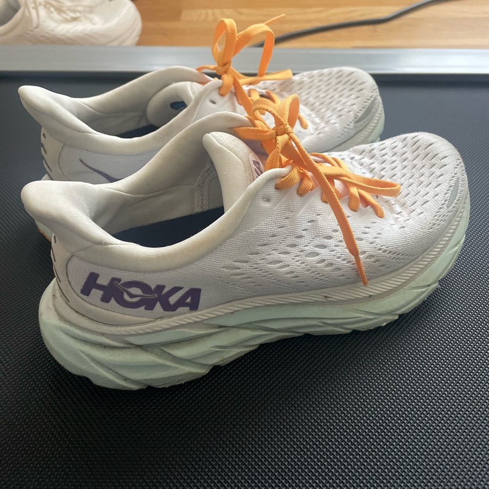 Hoka